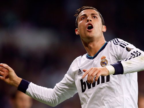 位队员量身 位队员量身